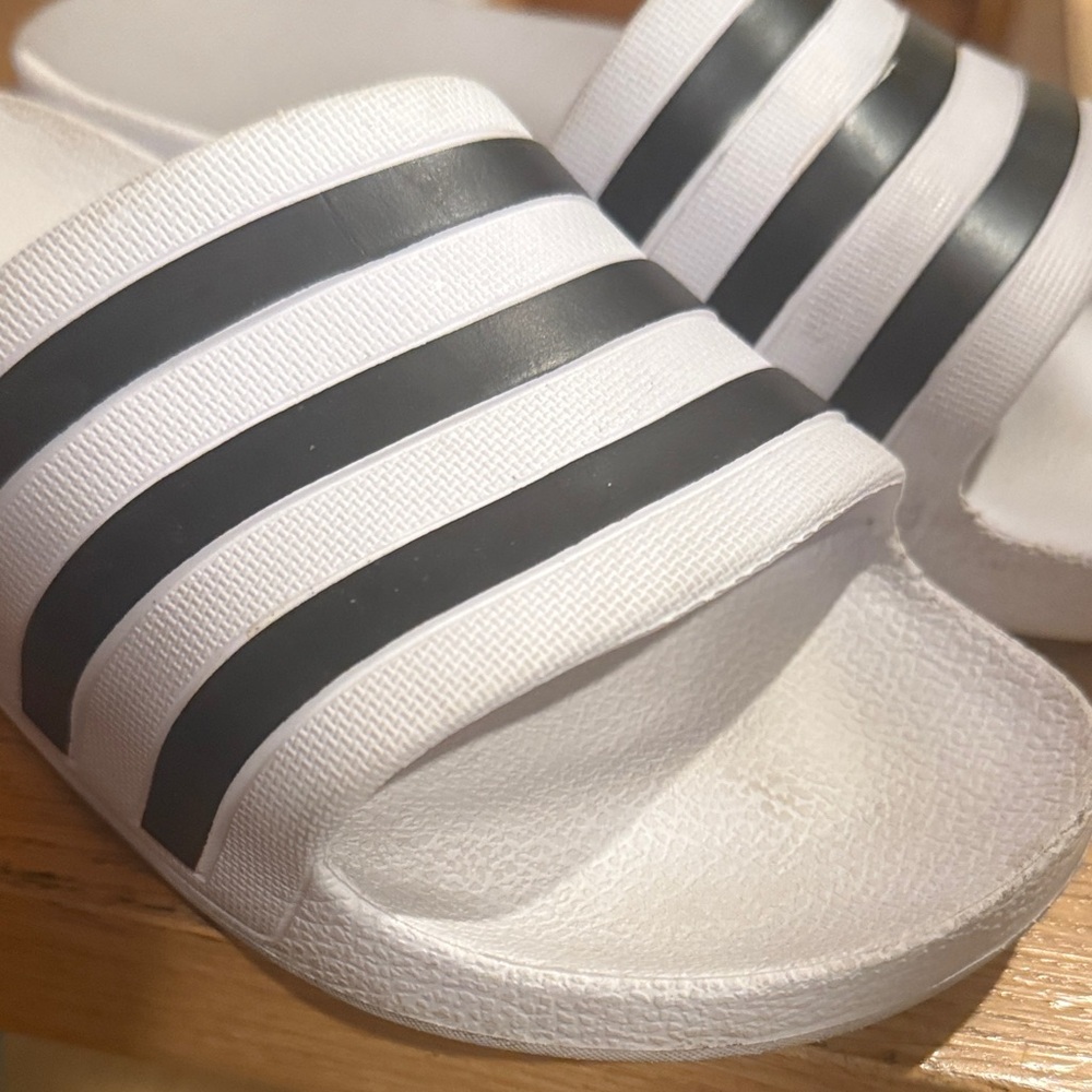 Adidas White Slides with Black Stripes - Picture 3 of 6